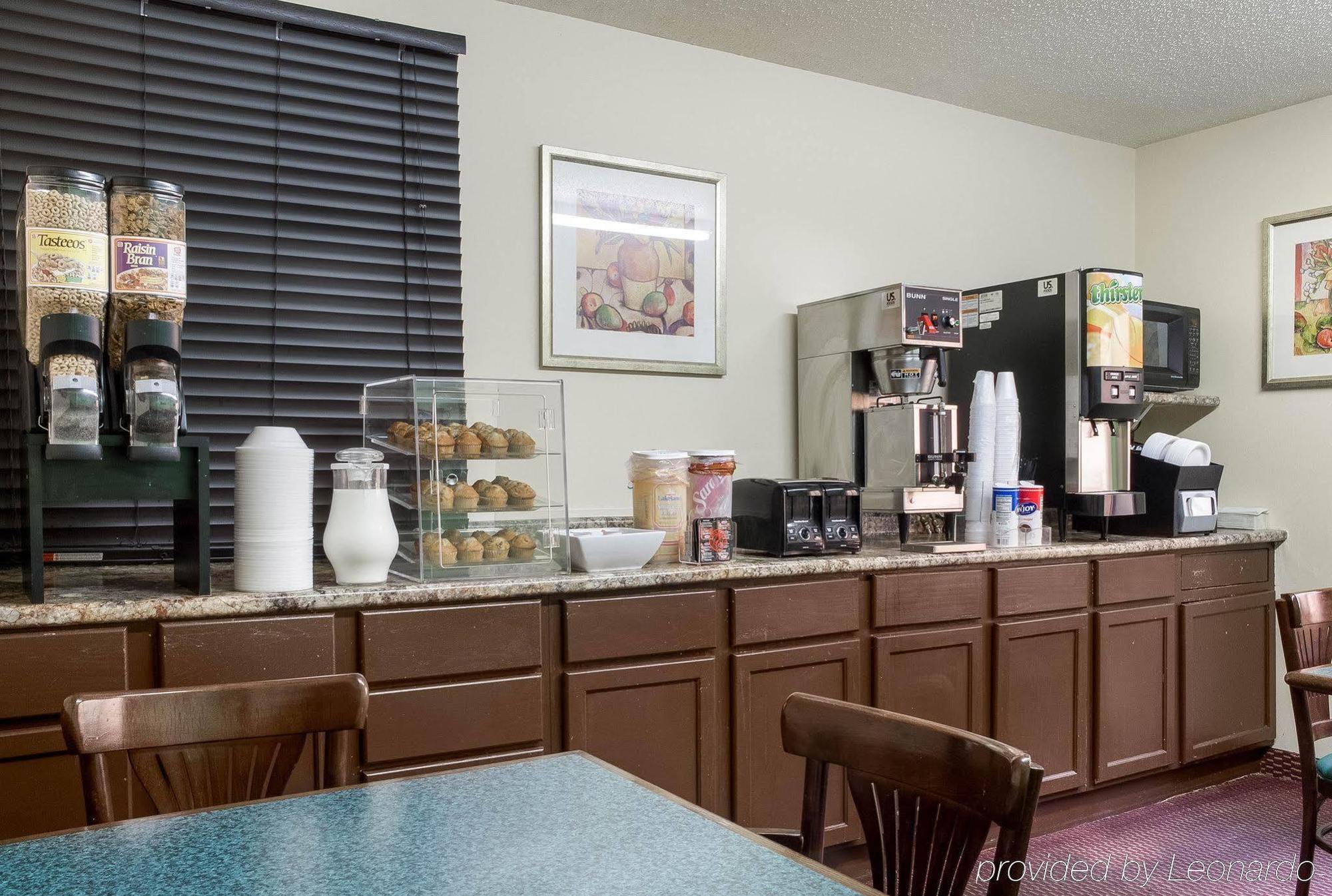 Rodeway Inn West Fargo Luaran gambar